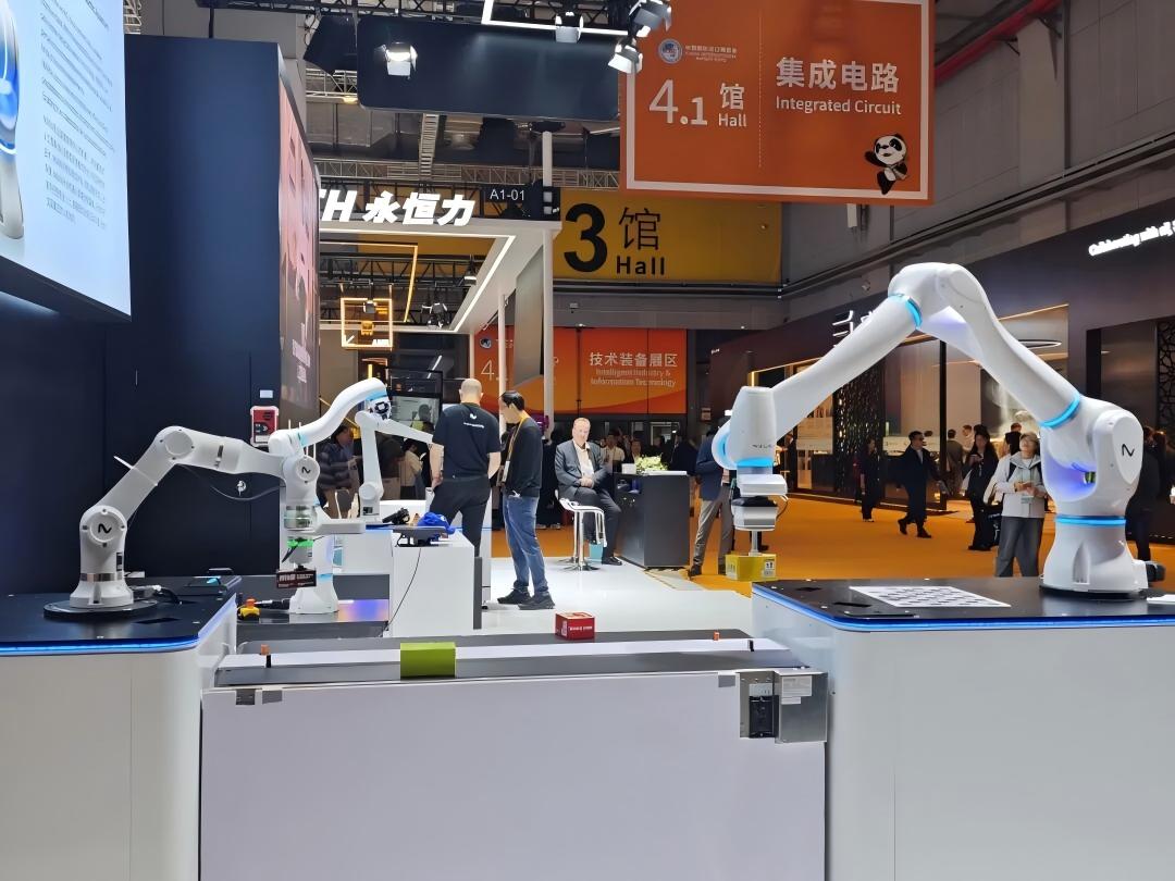 陵水“喔嘟嘟”文创IP闪耀进博会，数字创意服务助力文化出海